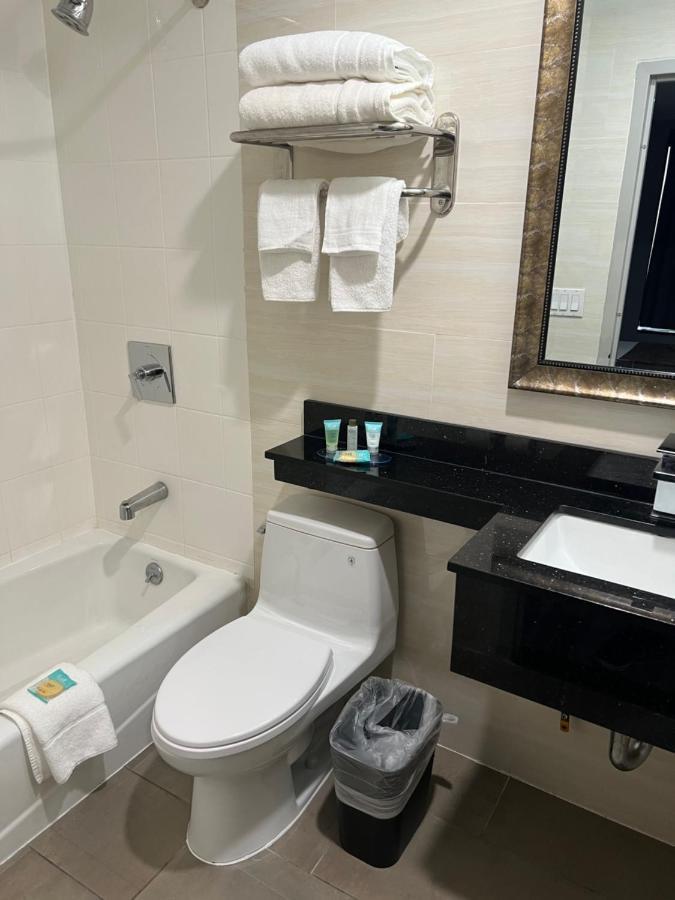 Gwb Hotel Нью-Йорк Экстерьер фото